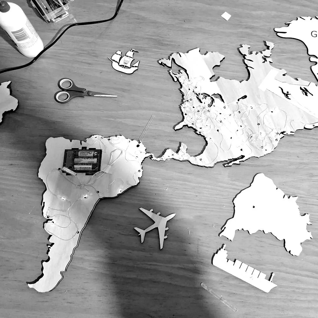 Radici del Mondo – Mappa 3D in Legno Il mio negozio